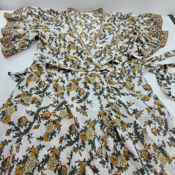 NEW MAX STUDIO Dress Womens M Floral Crepe Wrap Midi Dress Flutter Sleeve NWT - Picture 11 of 16